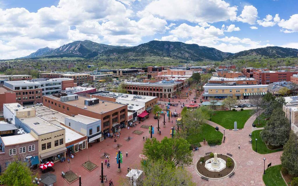 boulder-colorado-street