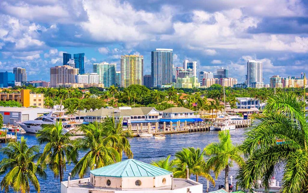 fort-lauderdale-florida-skyline